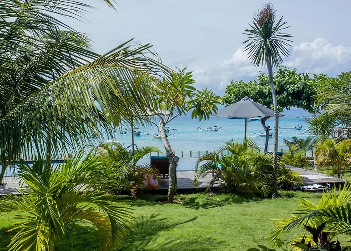 D\'Muncuk Huts Lembongan