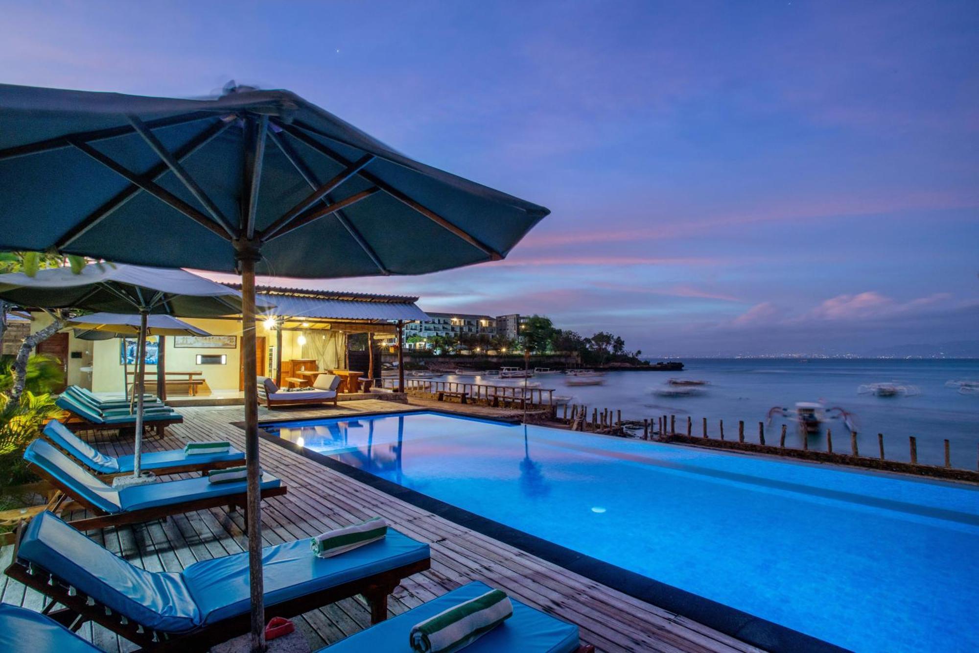 D'muncuk Huts Lembongan * Nusa Lembongan