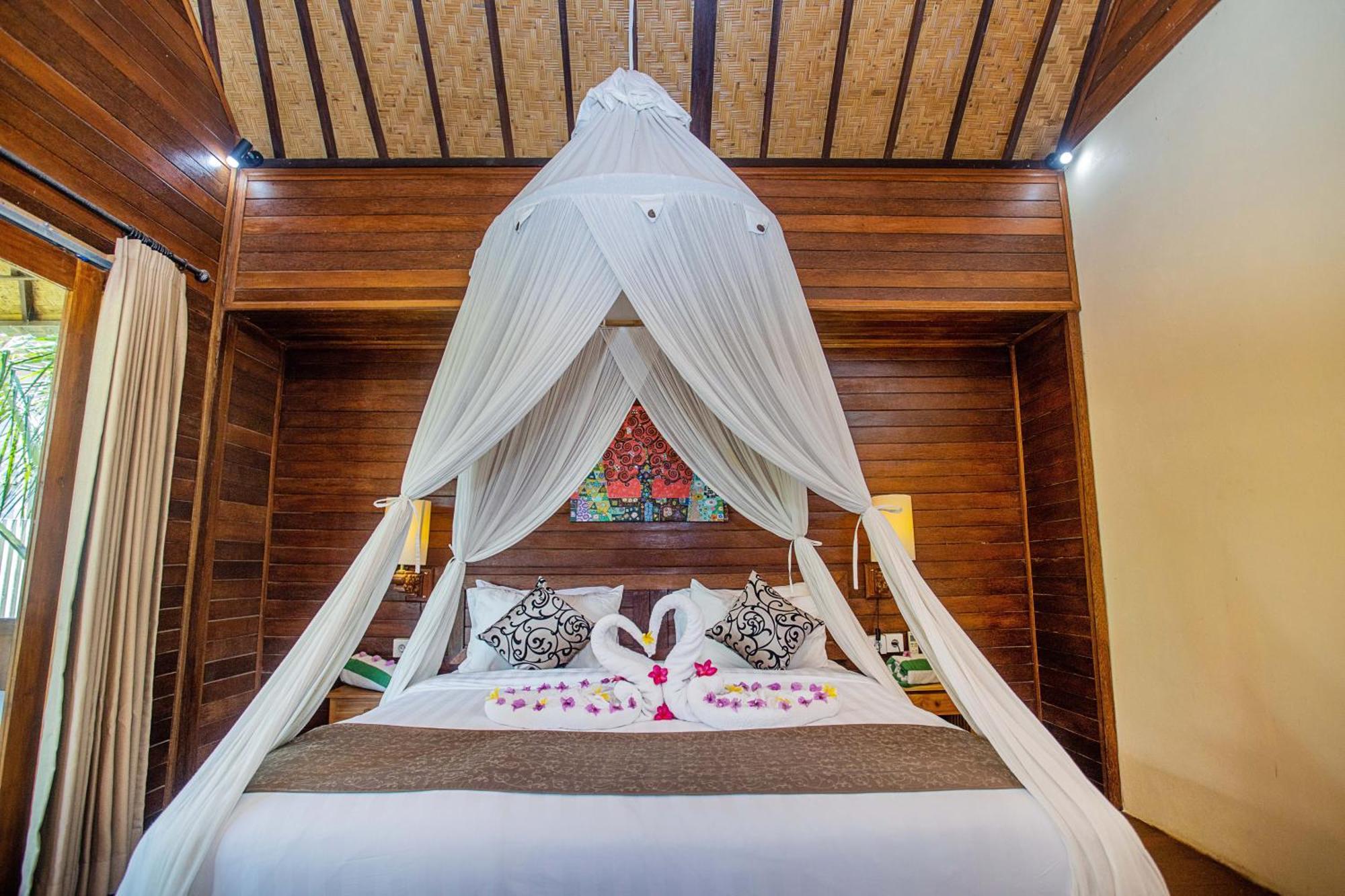 D'muncuk Huts Lembongan